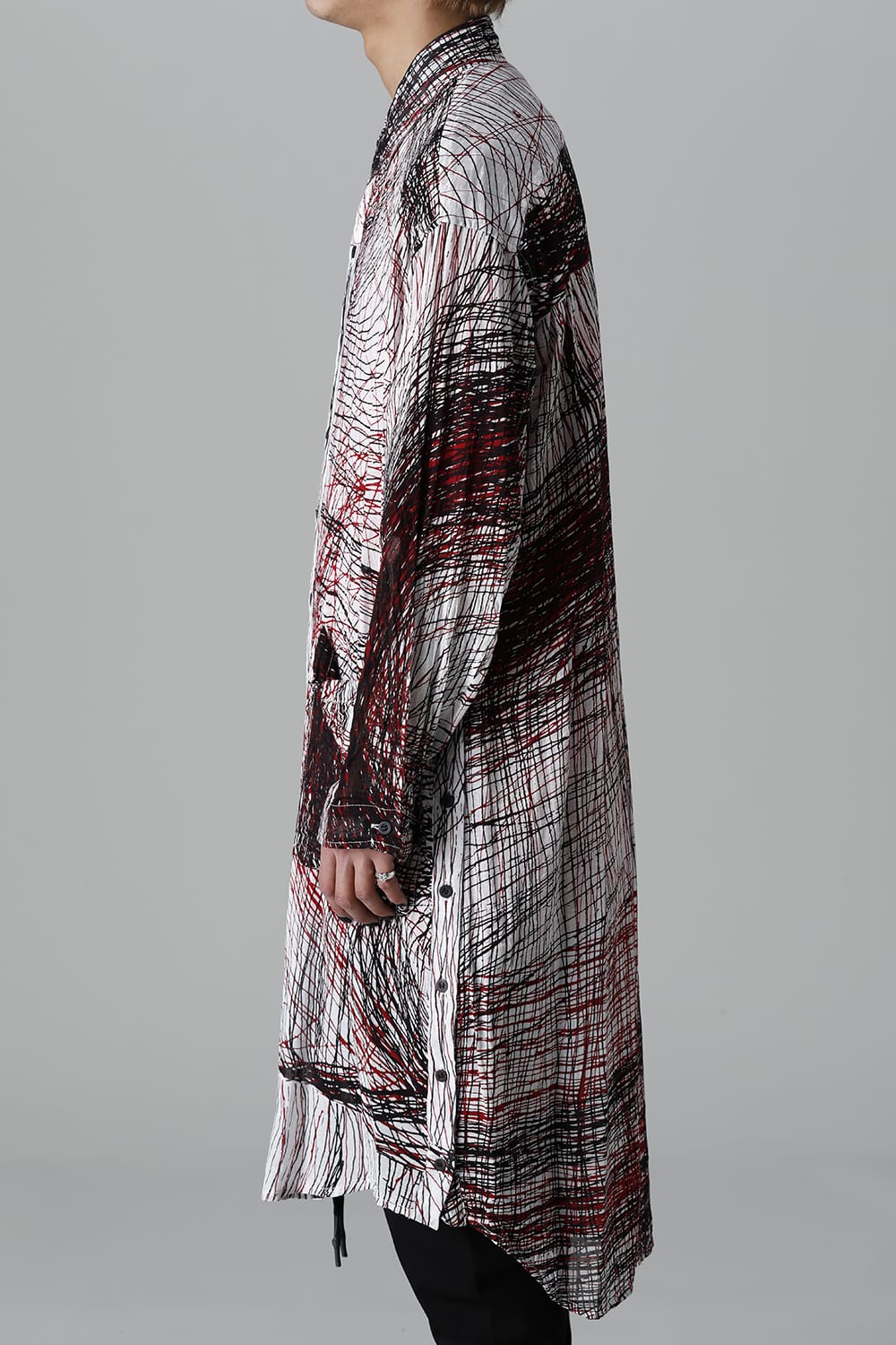 ディストーション3 "中川 ももこ" プリント オーバーサイズ ロングシャツ