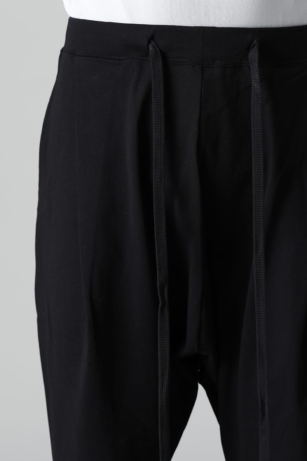 ドロップクロッチ クロップドパンツ