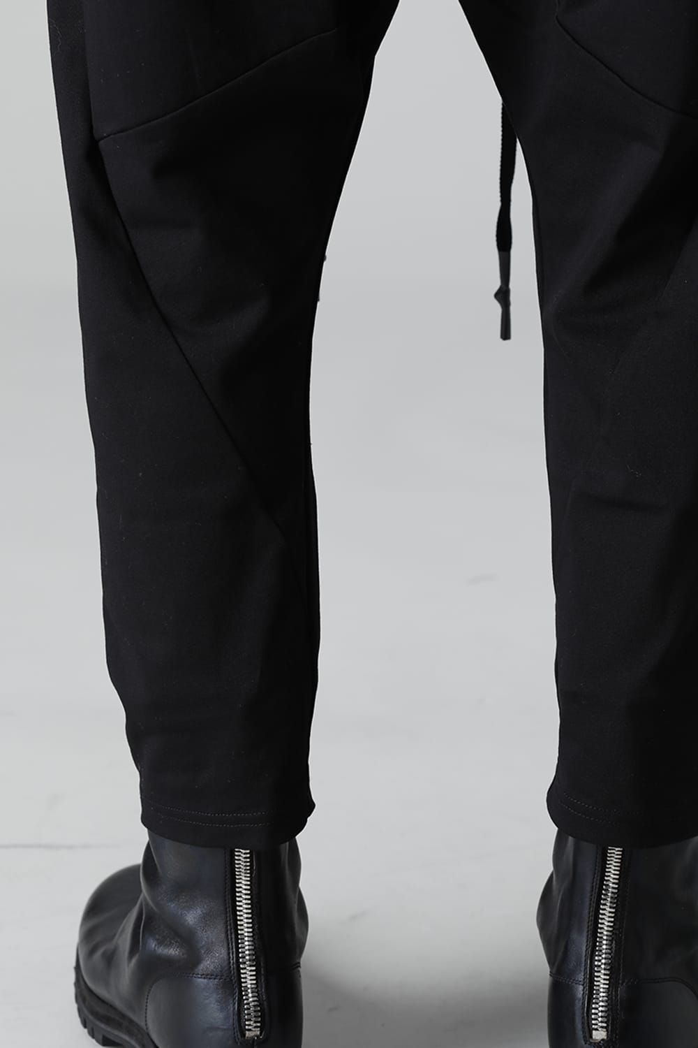 ドロップクロッチ クロップドパンツ