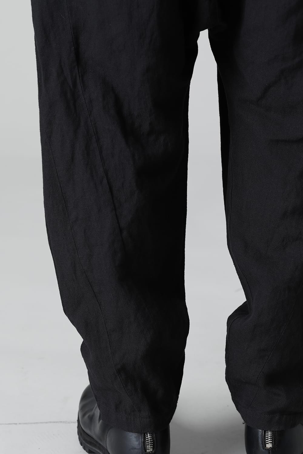 Garment Dyed Drop crotch Easy pants