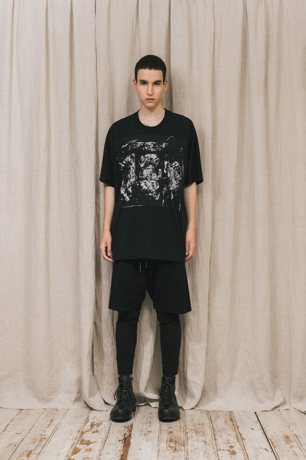 DISTORTION3 "Ryoya Nishimoto" Print Oversized T-shirt Black
