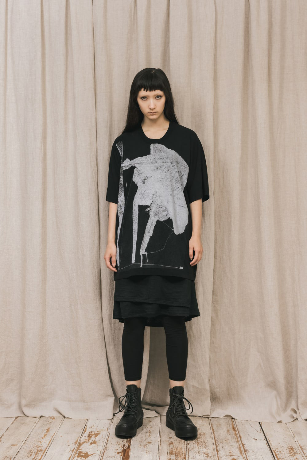 ディストーション3 "大路 裕也" プリント オーバーサイズTシャツ ブラック