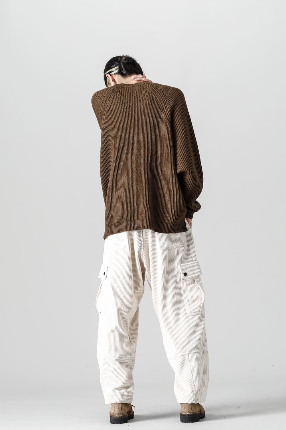 KNITTED CREW NECK Fine Merino Wool Mud