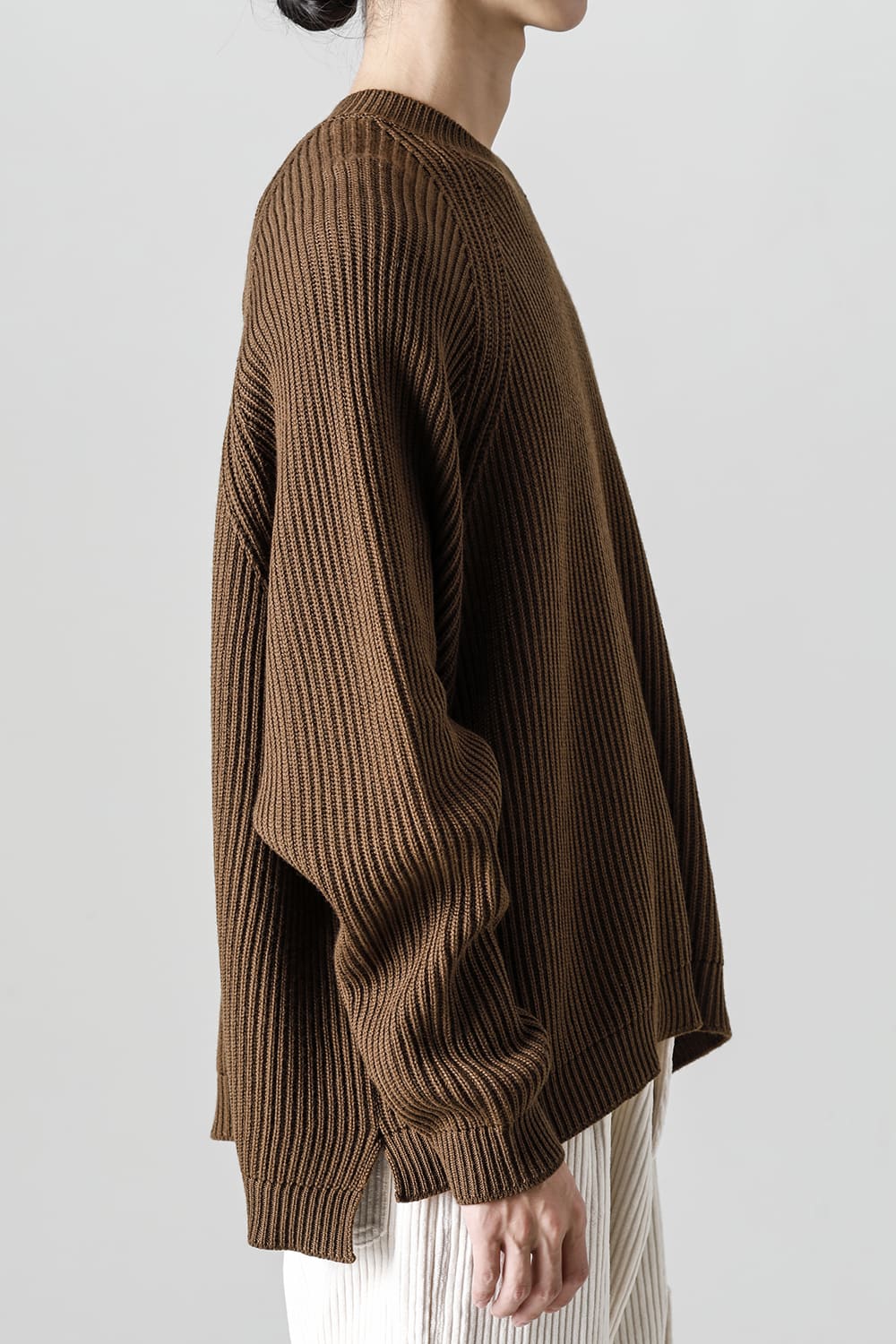 KNITTED CREW NECK Fine Merino Wool Mud