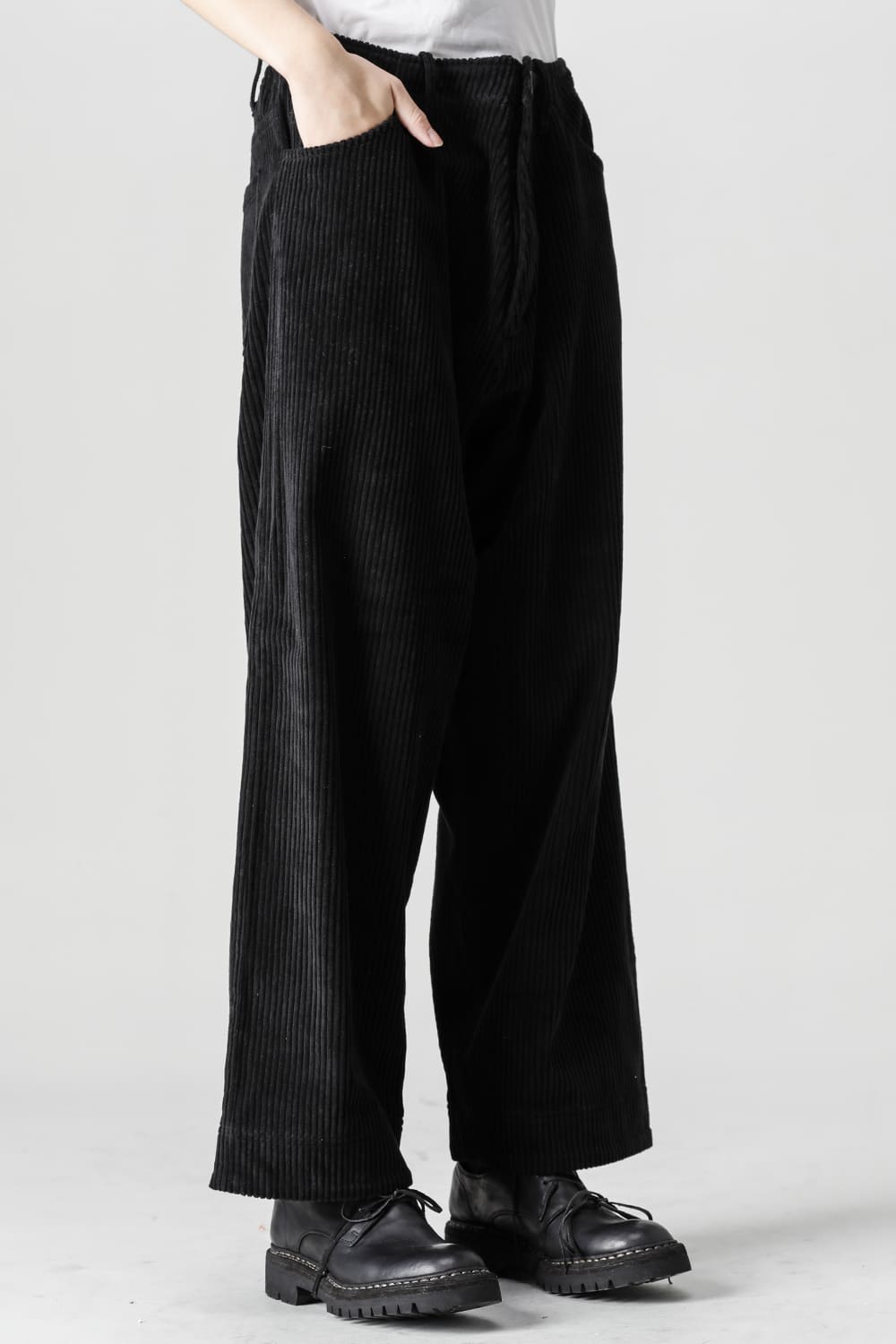 TROUSERS Wide Wale Corduroy Black