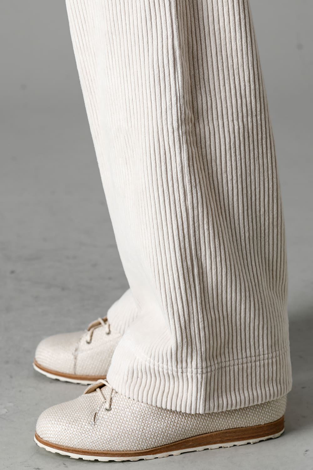 TROUSERS Wide Wale Corduroy Off White