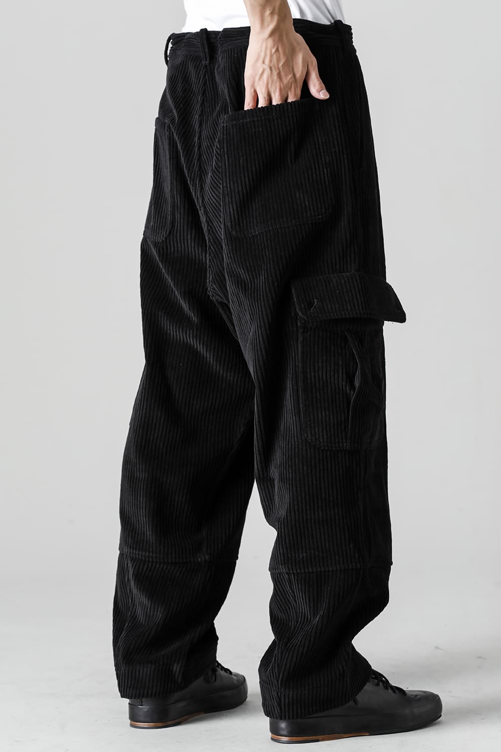 CARGO TROUSERS Wide Wale Corduroy Black