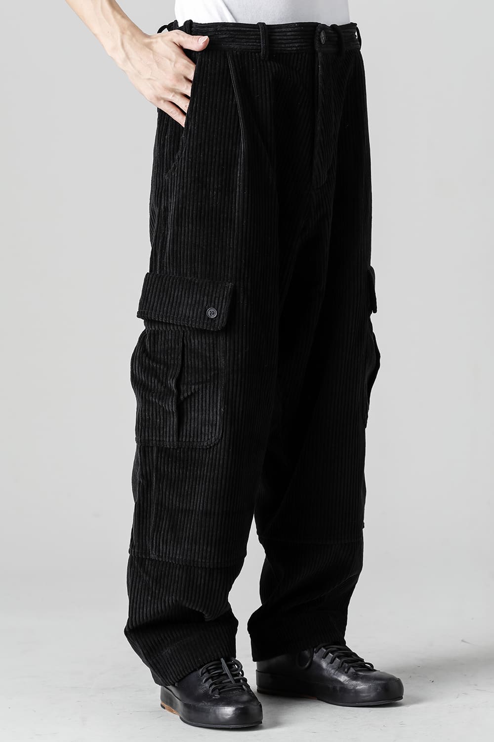 CARGO TROUSERS Wide Wale Corduroy Black