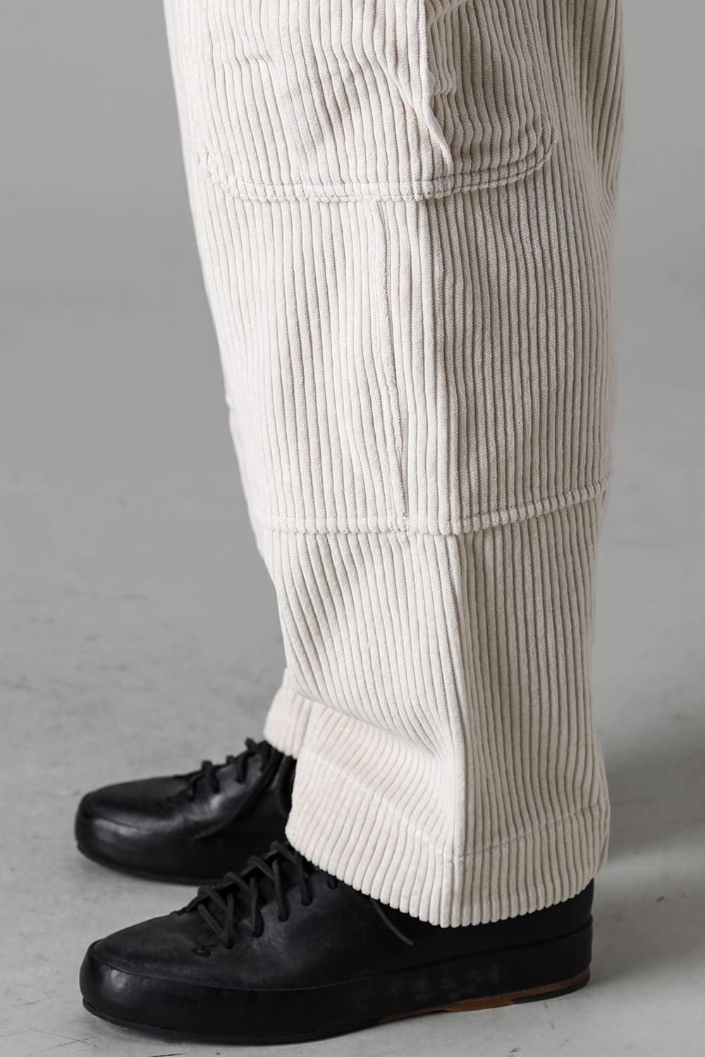 CARGO TROUSERS Wide Wale Corduroy Off White