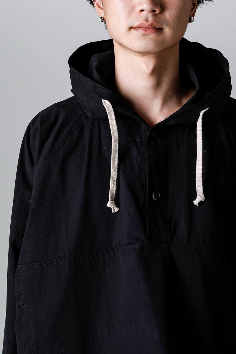 HOODED PULLOVER JACKET BLACK Water-Repellent Dense Cloth