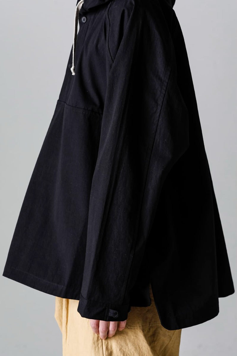 HOODED PULLOVER JACKET BLACK Water-Repellent Dense Cloth