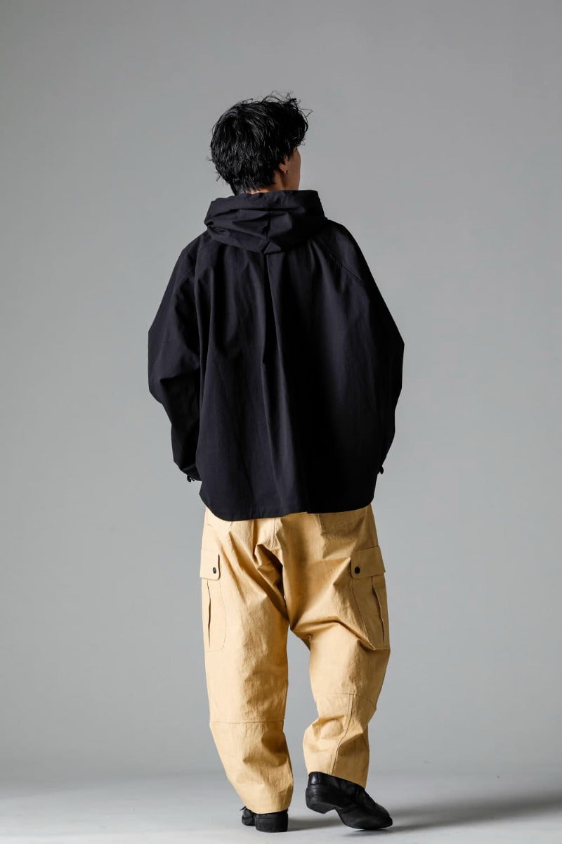 HOODED PULLOVER JACKET BLACK Water-Repellent Dense Cloth
