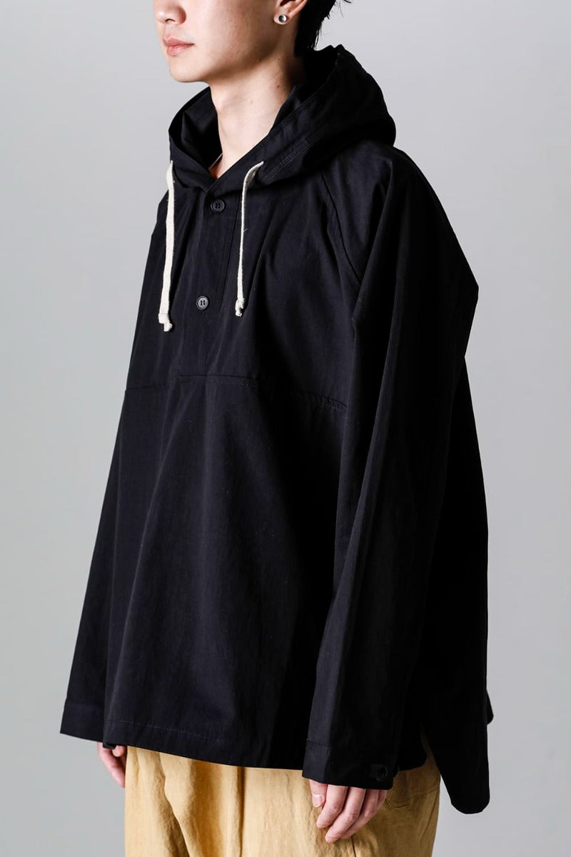 HOODED PULLOVER JACKET BLACK Water-Repellent Dense Cloth