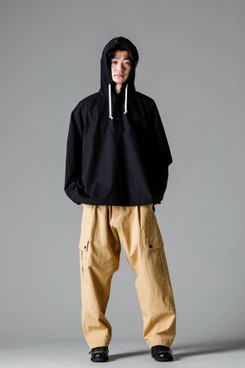 HOODED PULLOVER JACKET BLACK Water-Repellent Dense Cloth
