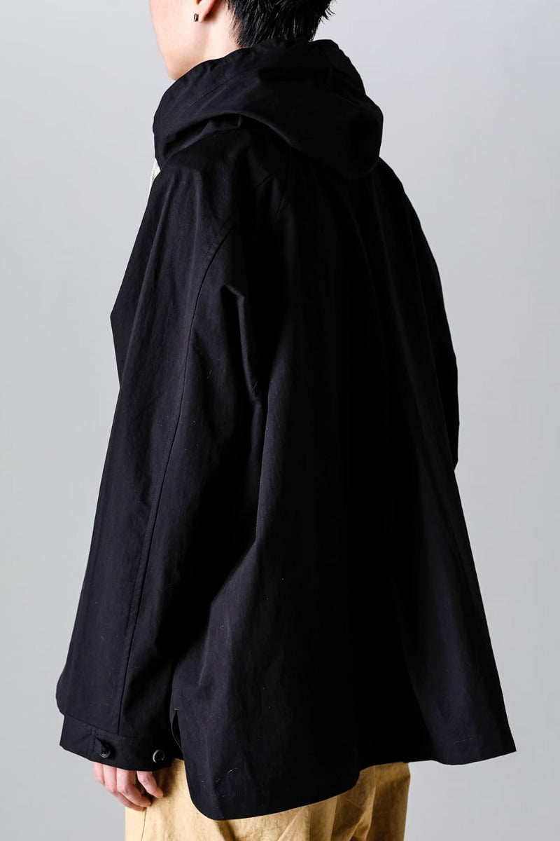 HOODED PULLOVER JACKET BLACK Water-Repellent Dense Cloth