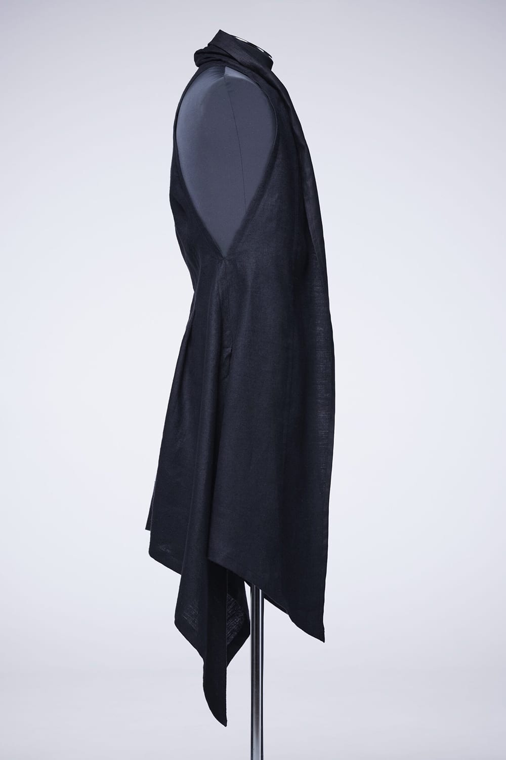 TERRON Sleeveless Cardigan