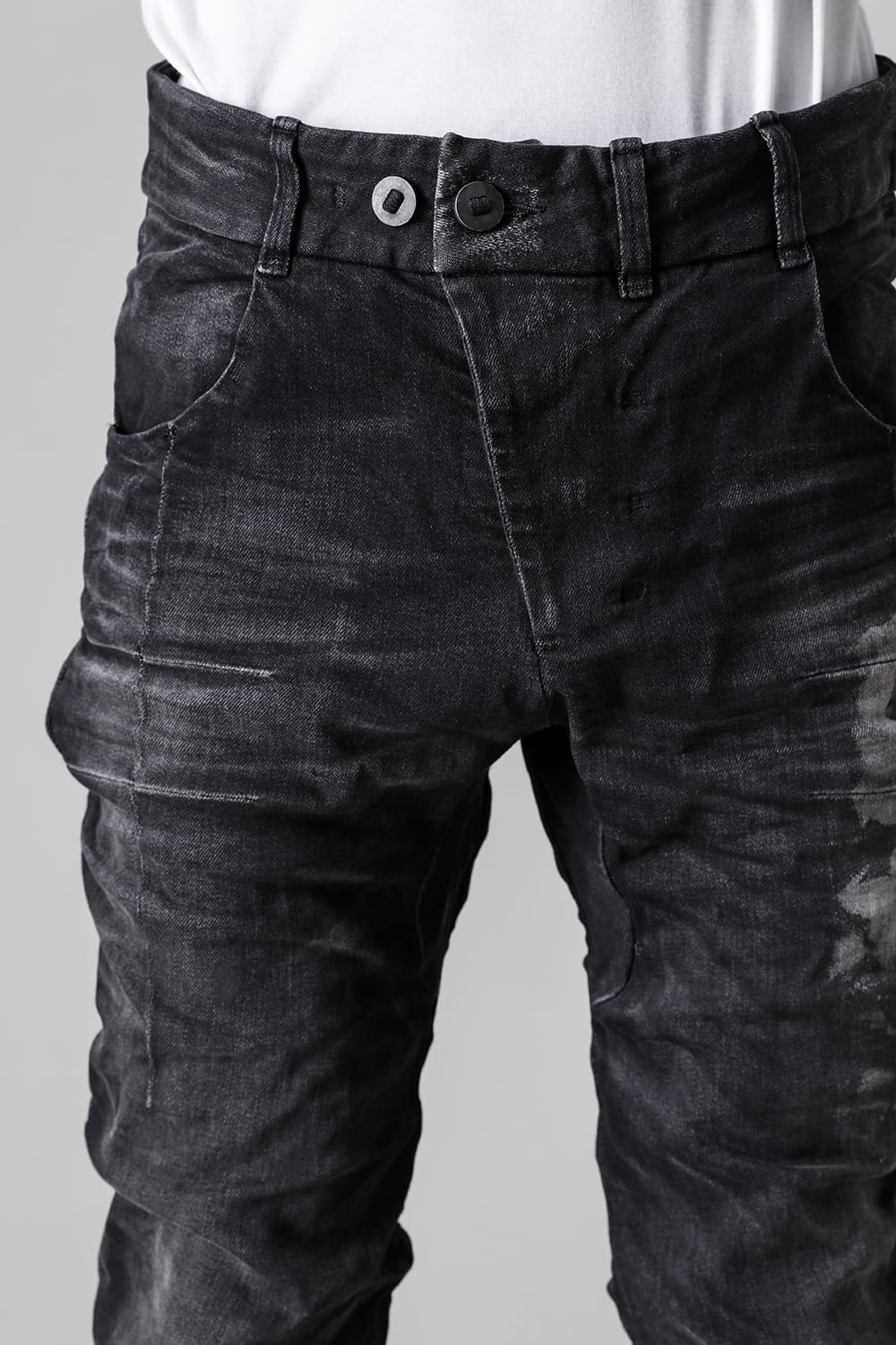 P13. TF F1603K BLACK DENIM