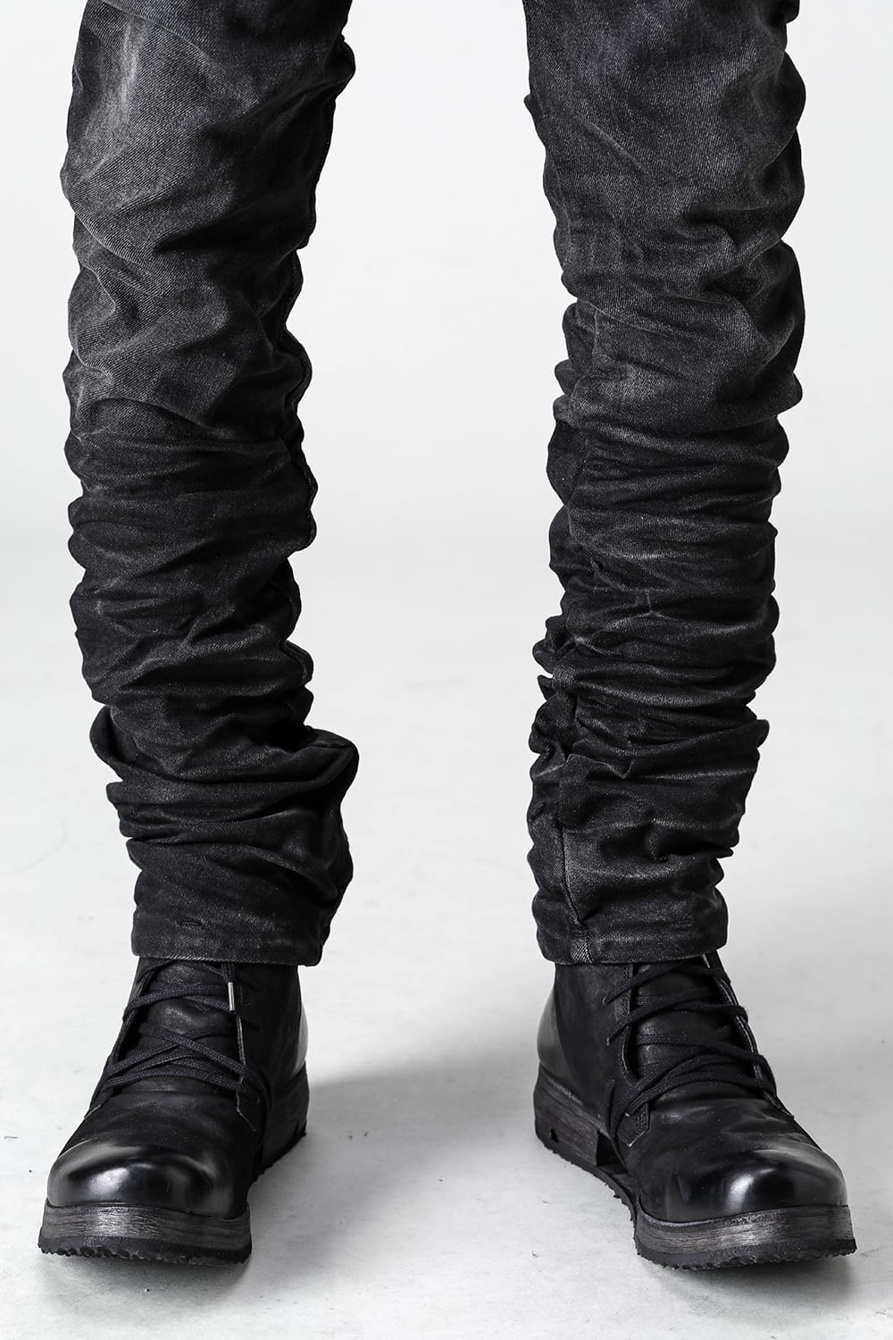 P13. TF F1603K BLACK DENIM