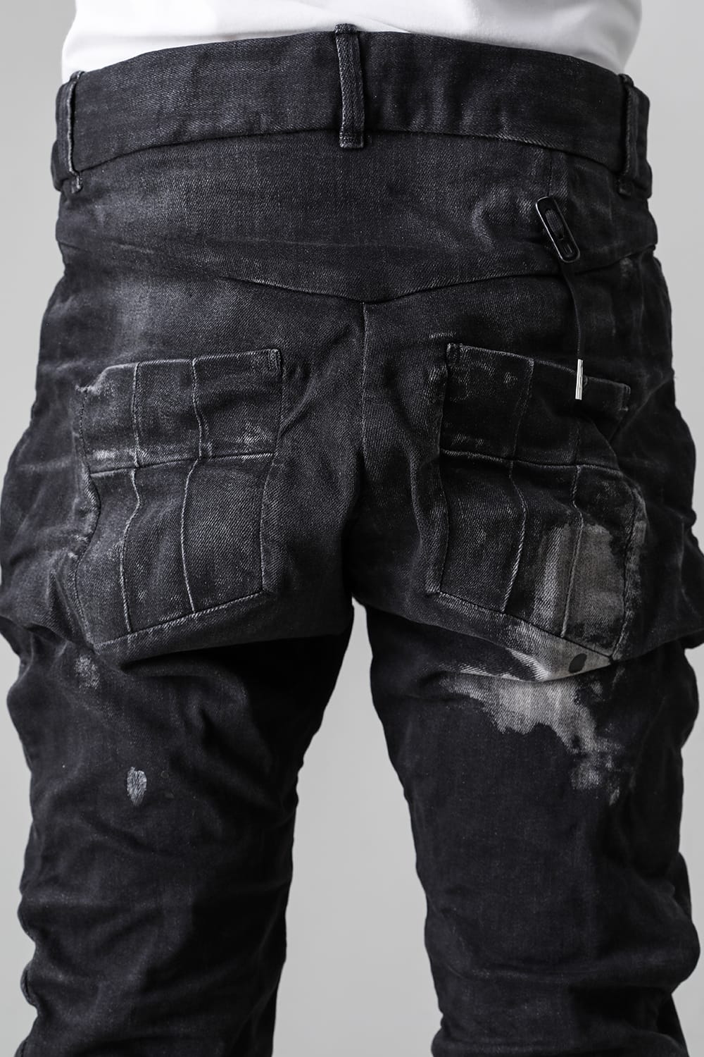 P13. TF F1603K BLACK DENIM