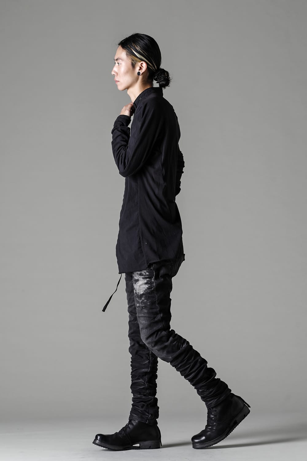 P13. TF F1603K BLACK DENIM