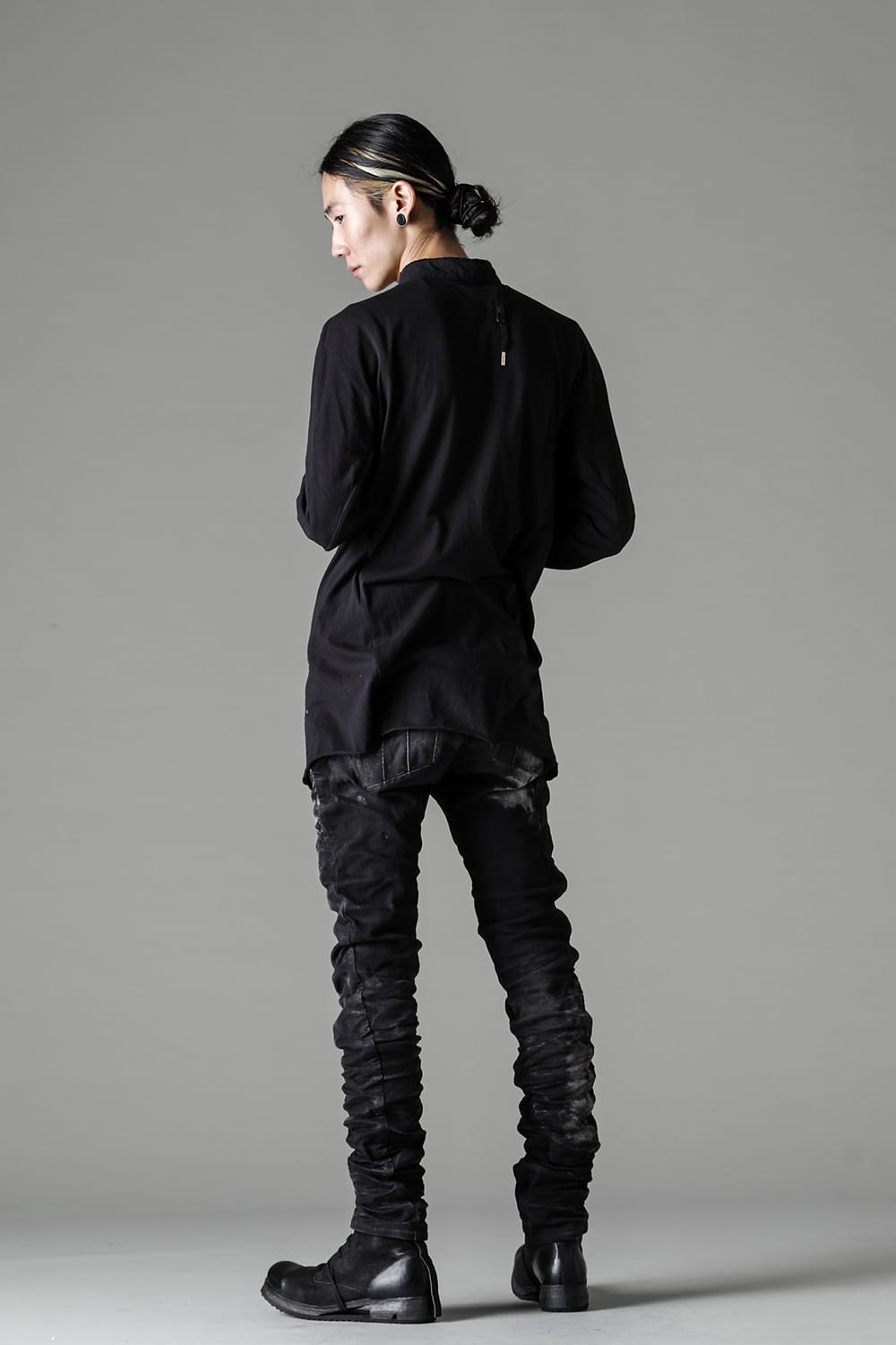 P13. TF F1603K BLACK DENIM