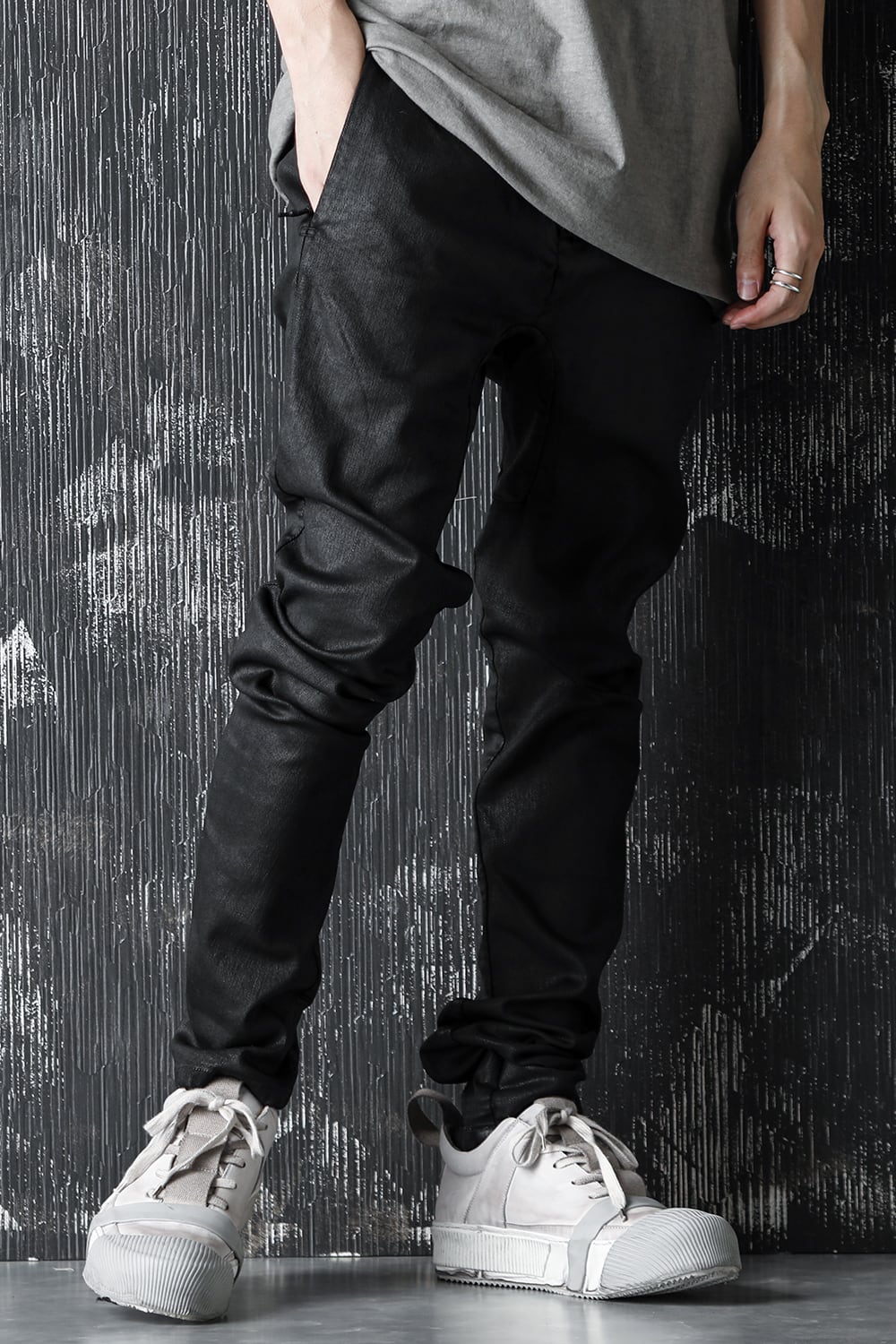 P2C-F1451 Black Coated