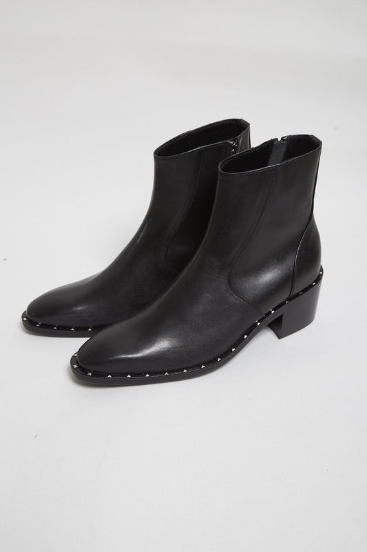 Glenson kip heel boots (studs)