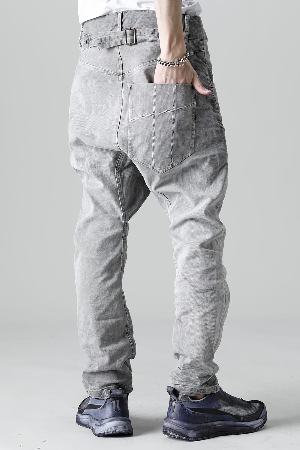 P4C F1481  アイスグレー