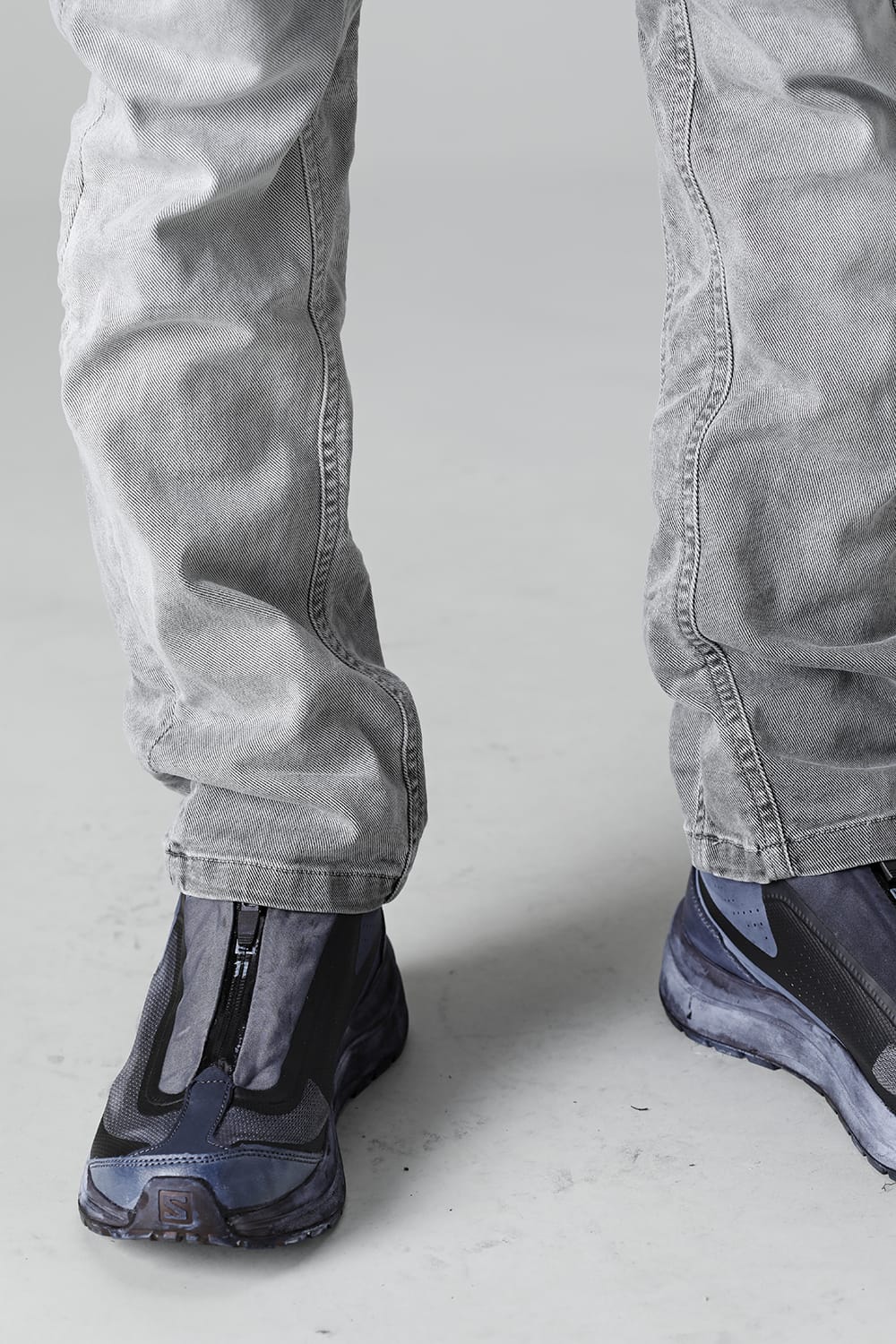 P4C F1481  アイスグレー