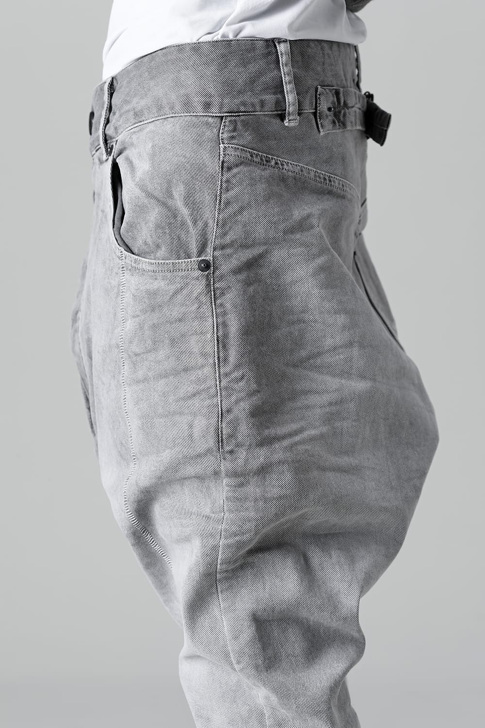 P4C F1481  アイスグレー