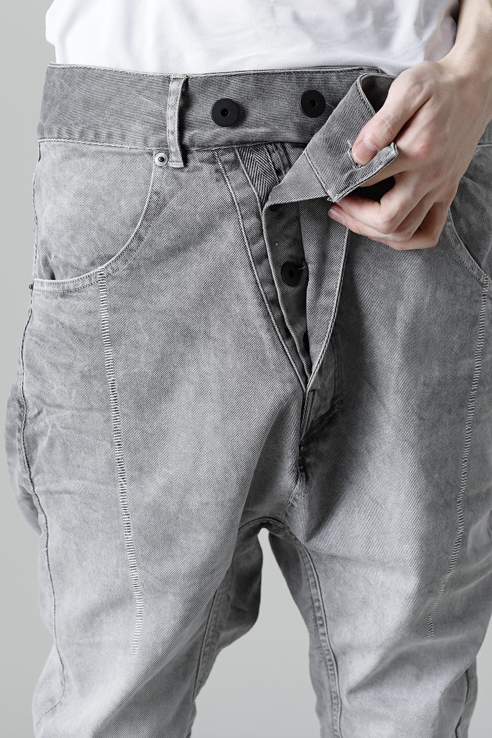 P4C F1481  アイスグレー