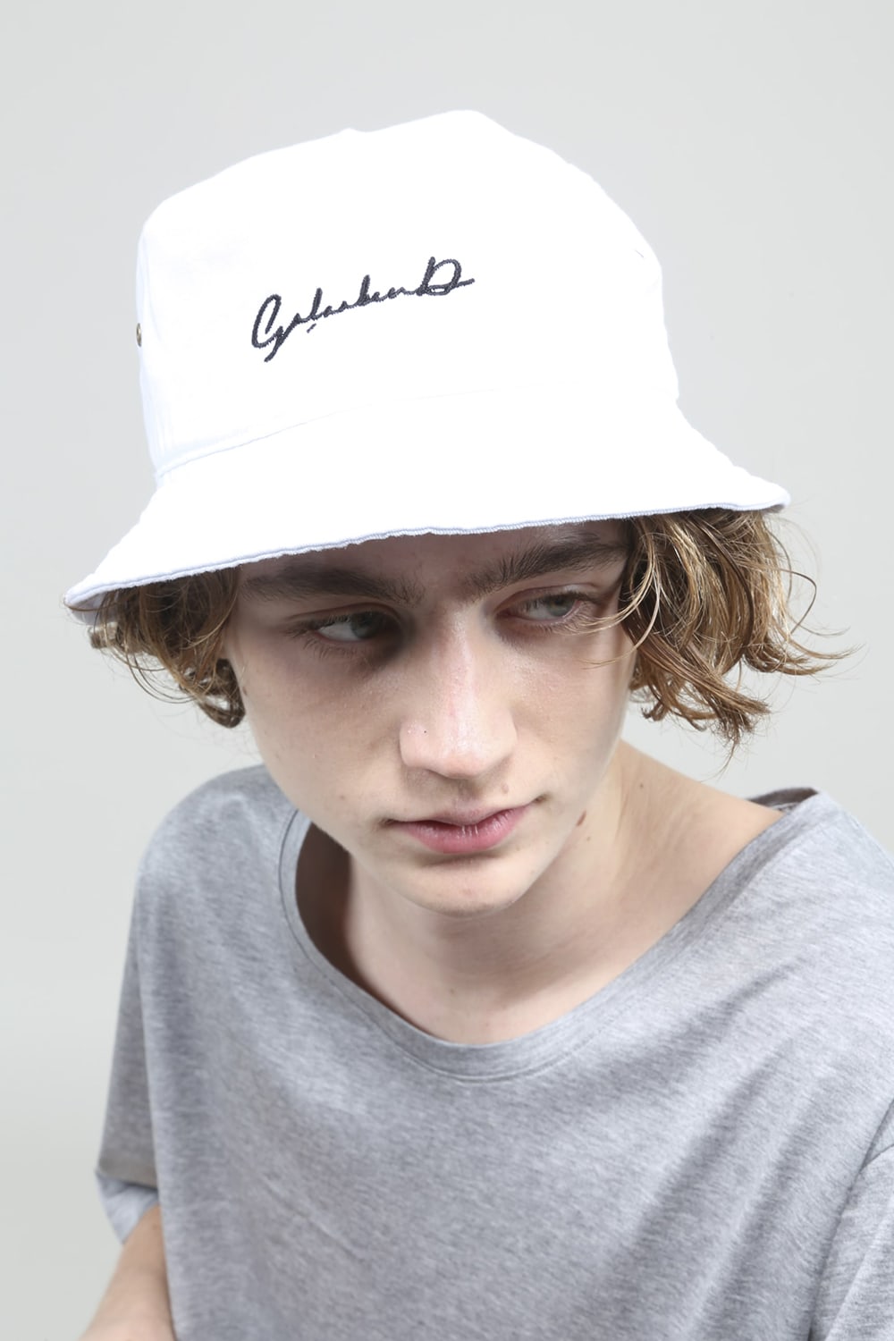 Bucket Hat Off White