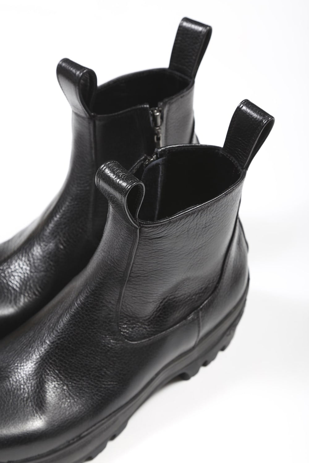 ​Shrink lether Tank Boots