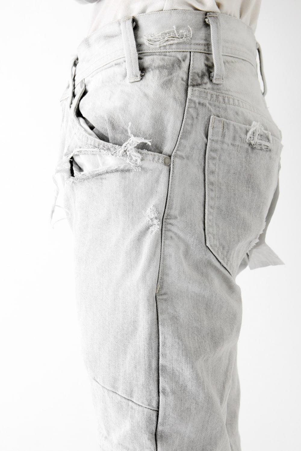 ARCHED DENIM PANTS