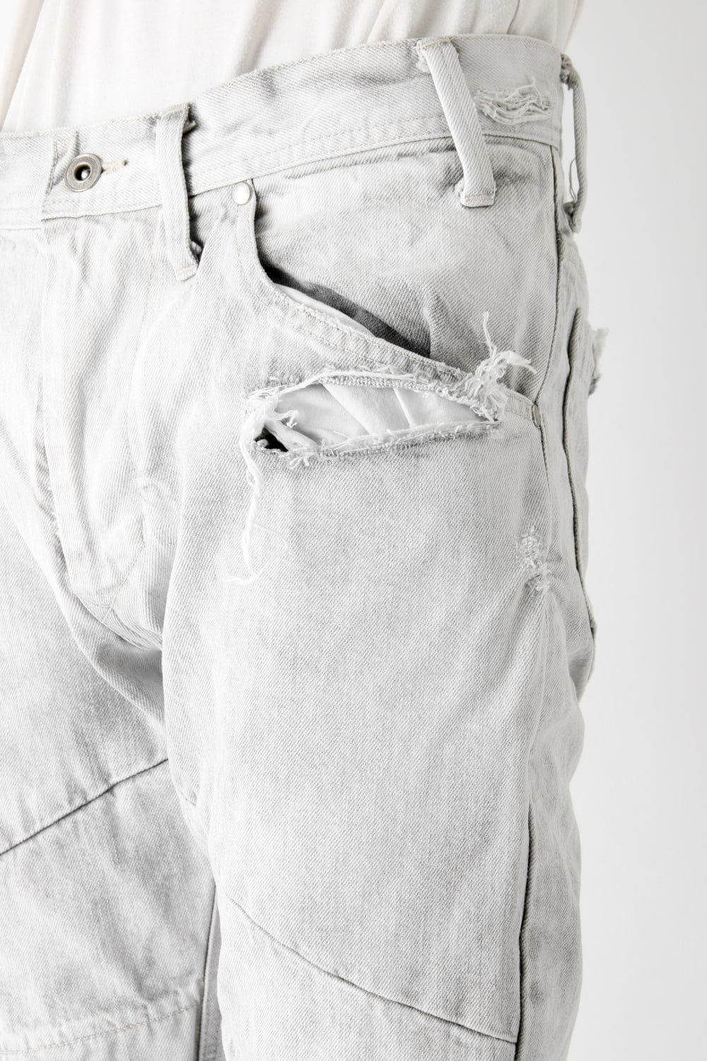 ARCHED DENIM PANTS