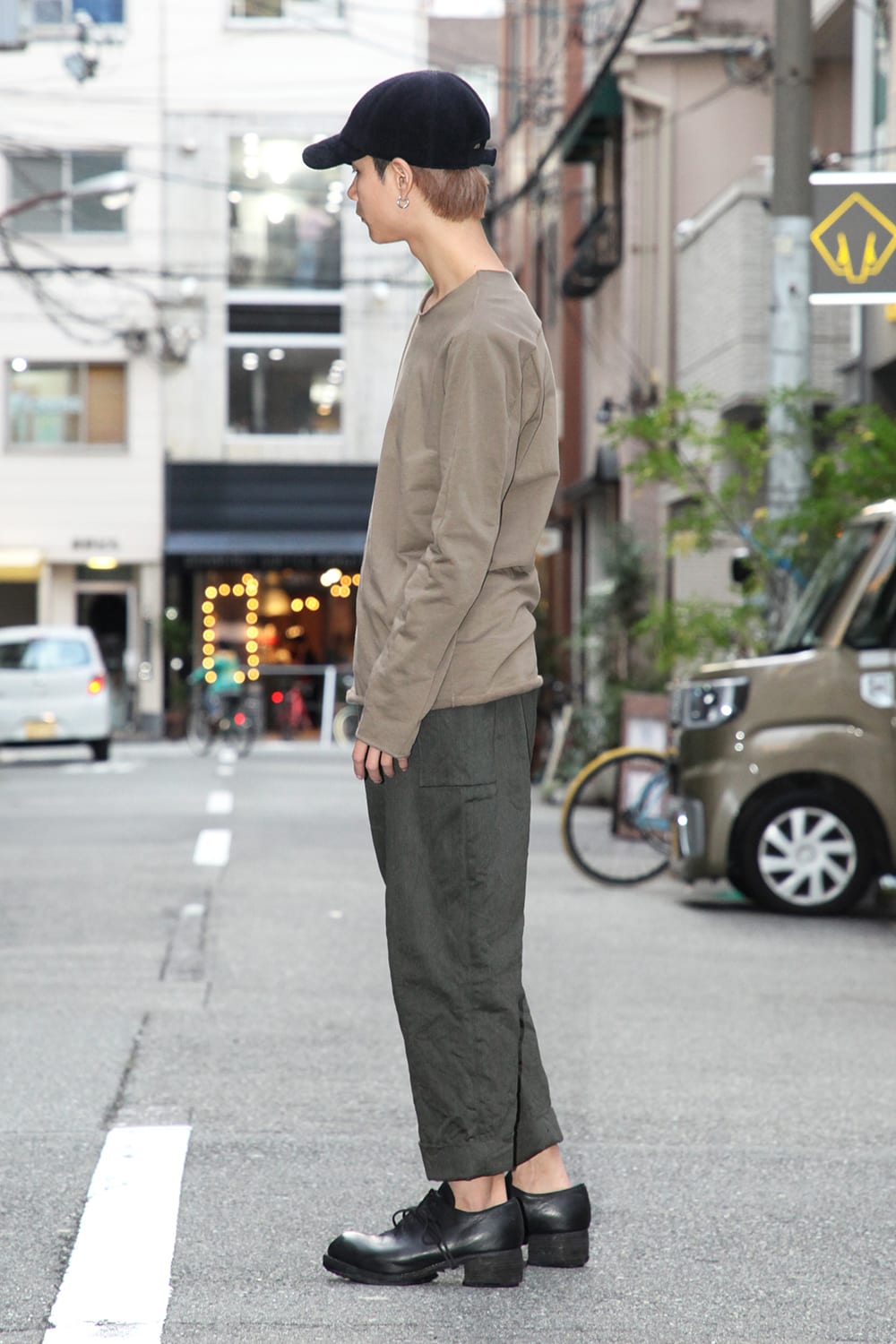 Cotton Drill Raised Back Cropped Pants Khaki