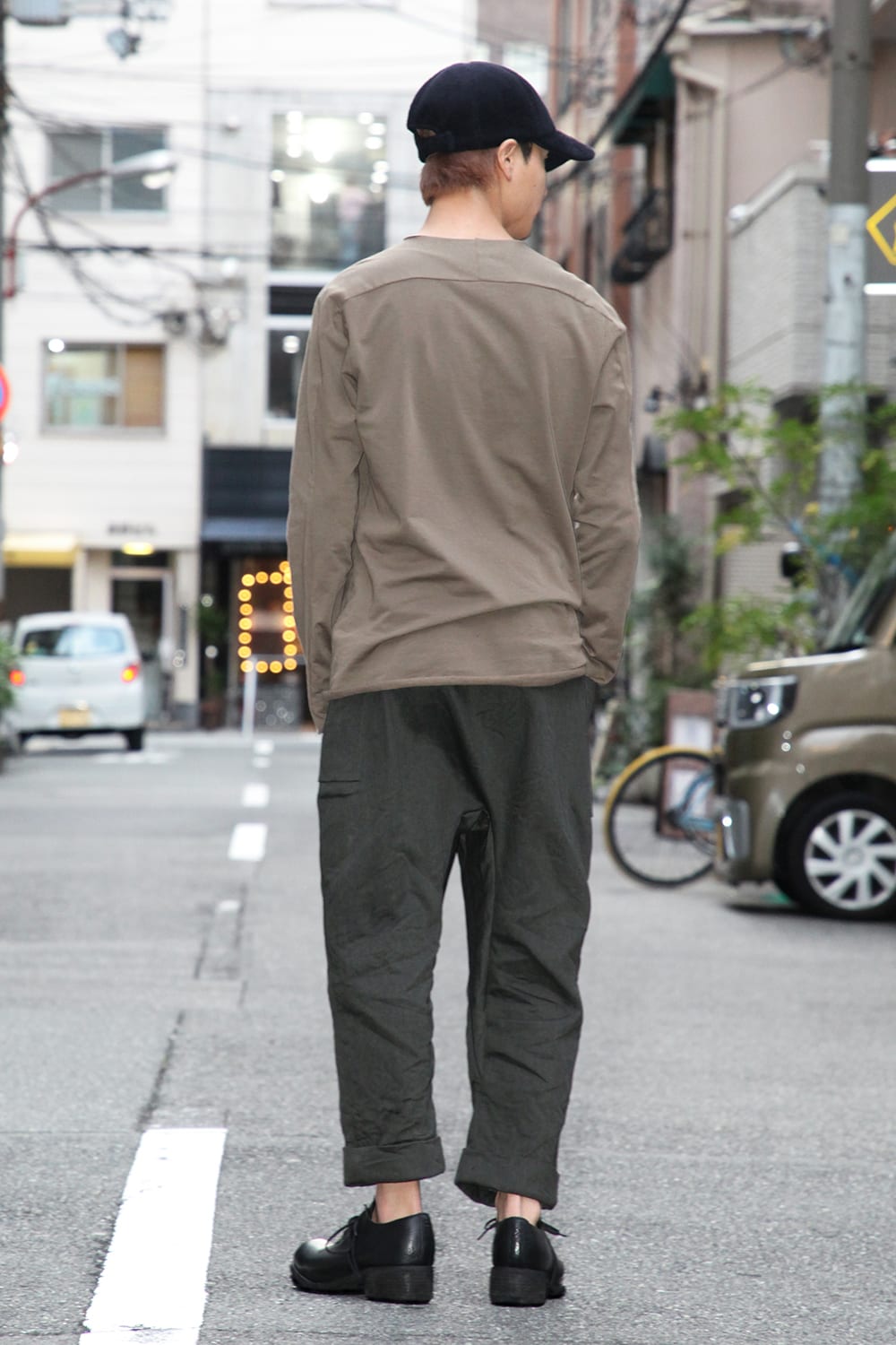 Cotton Drill Raised Back Cropped Pants Khaki