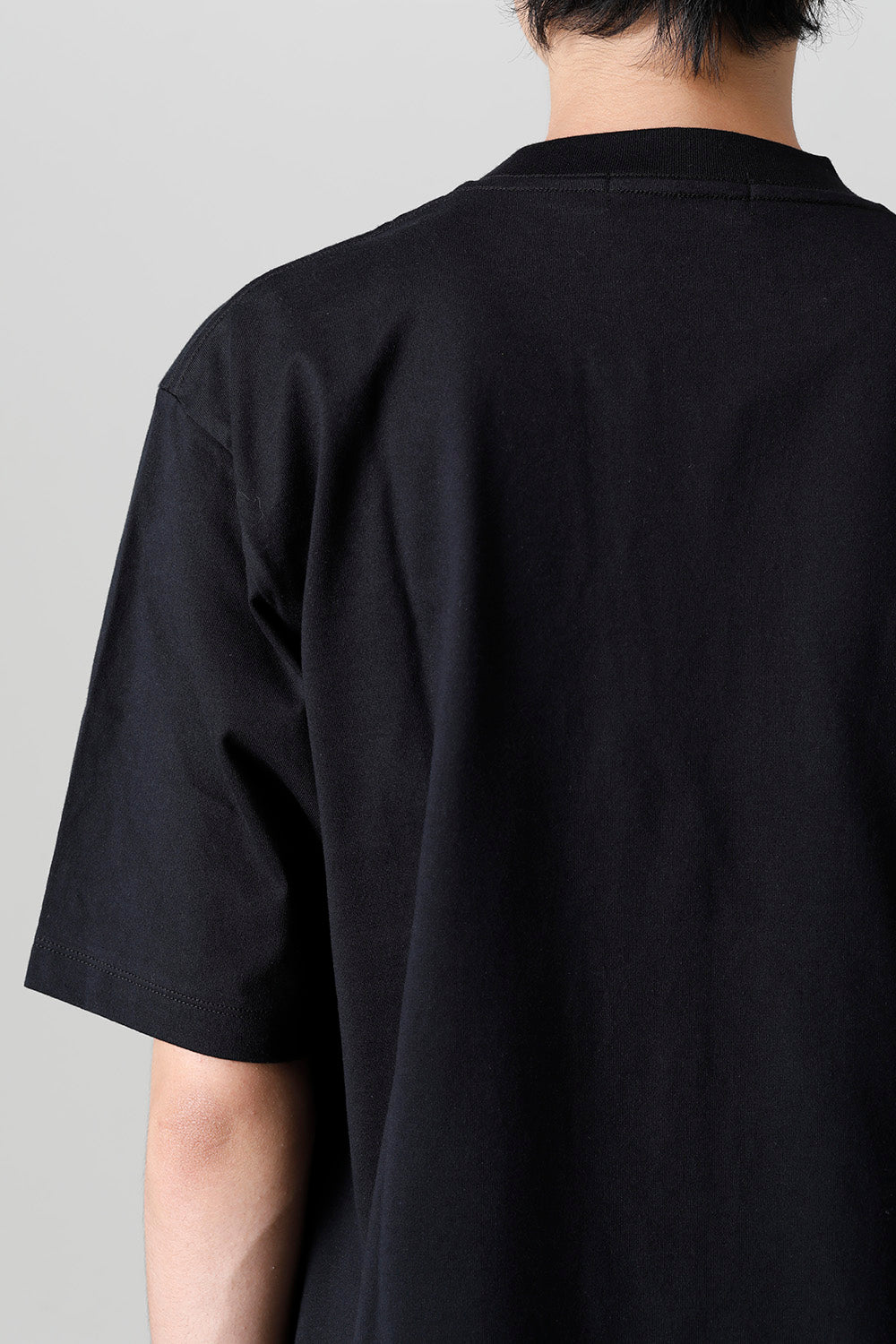 SOMETHING LIKE A PHENOMENON GINZA Tee Black