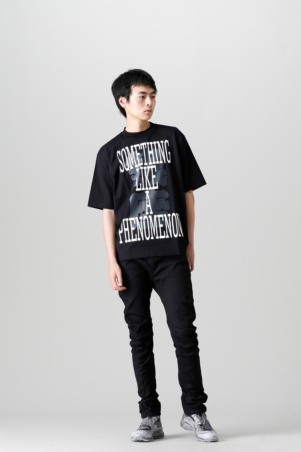 SOMETHING LIKE A PHENOMENON GINZA Tee Black