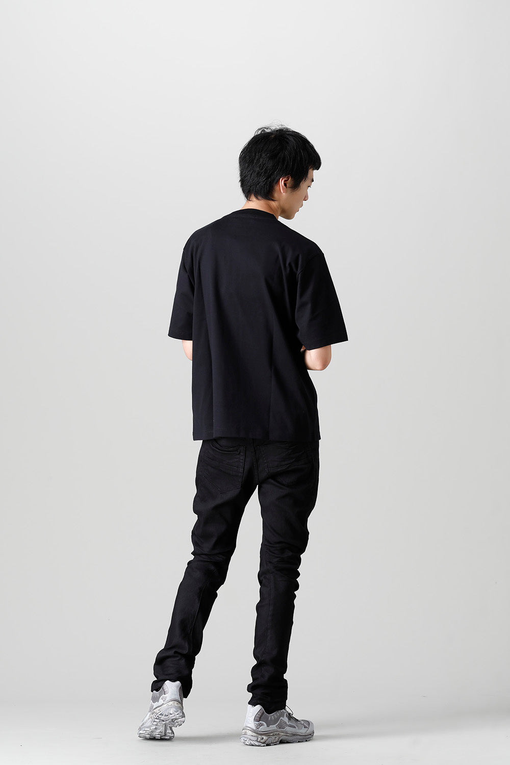 SOMETHING LIKE A PHENOMENON GINZA Tee Black