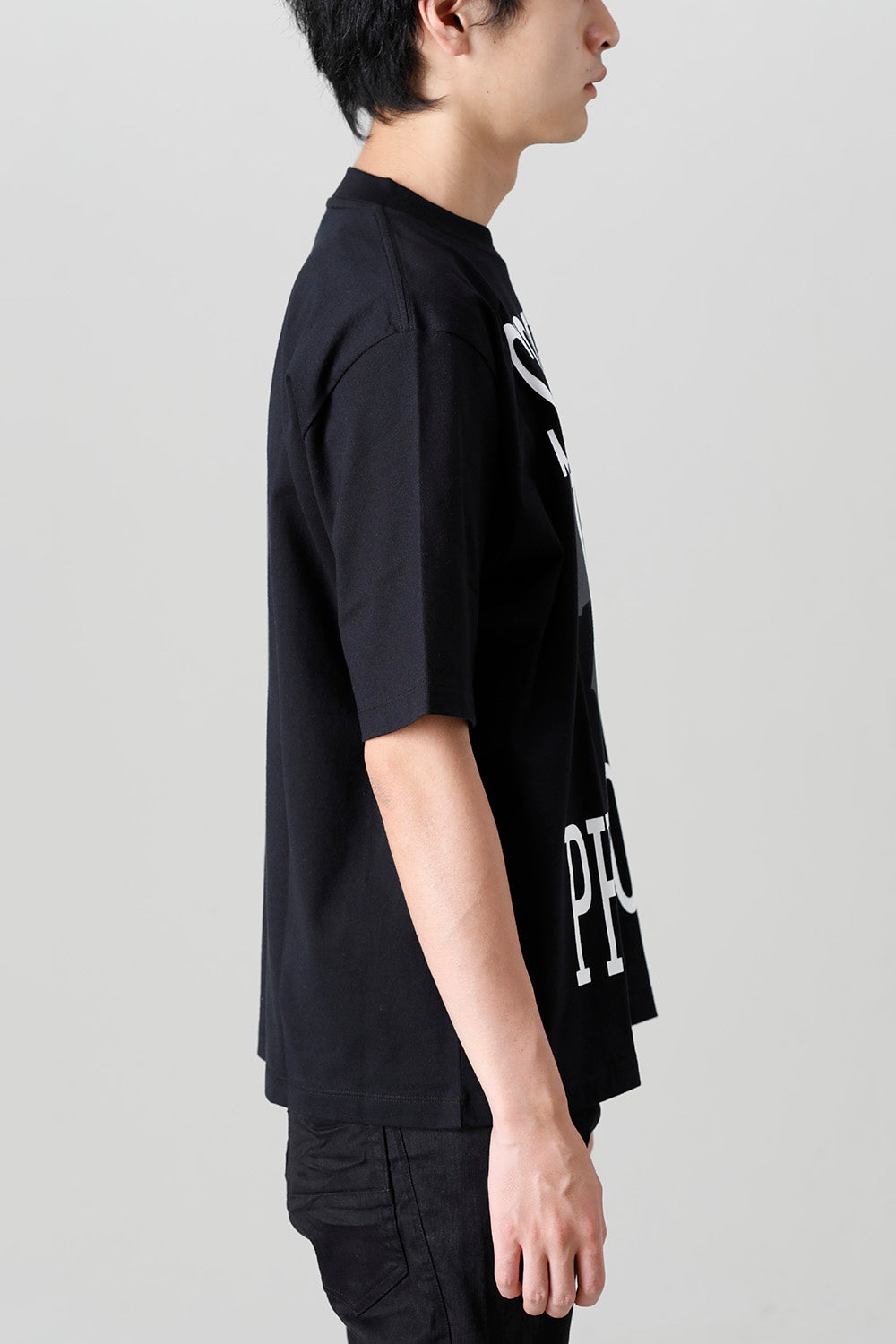 SOMETHING LIKE A PHENOMENON GINZA Tee Black