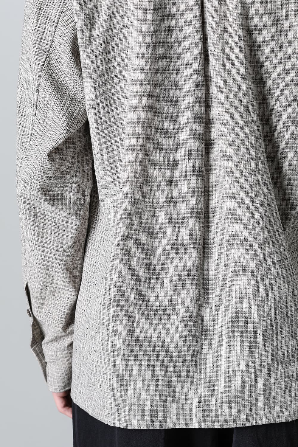 plain shirt light color check - A