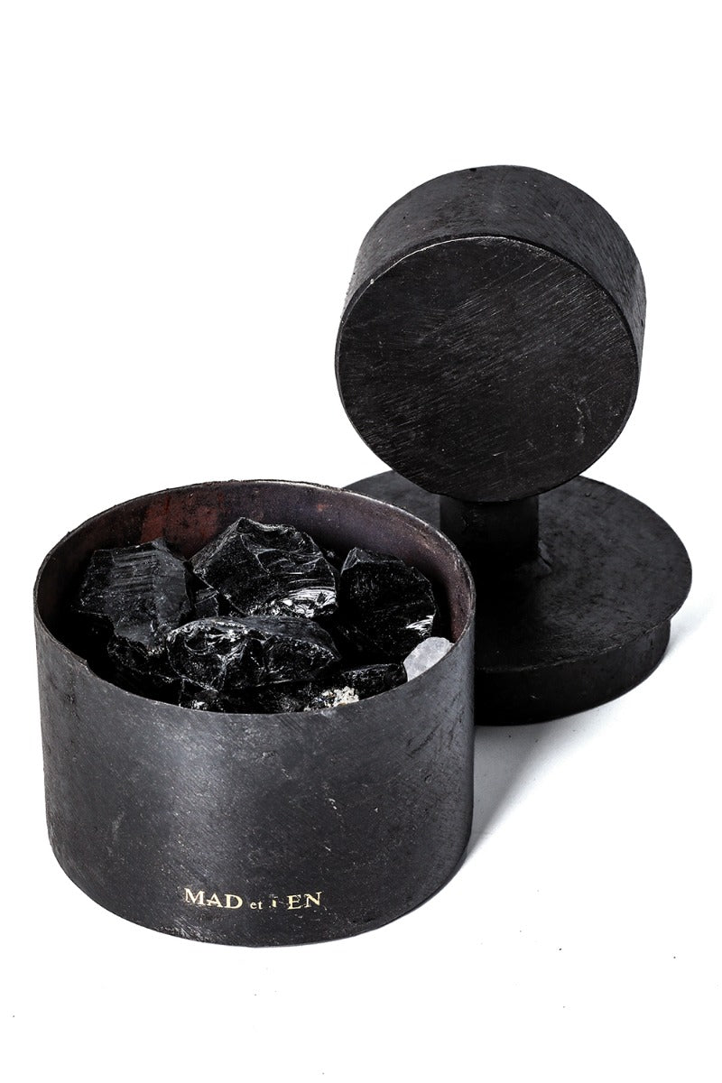 Terre Noire - Circle Totem mini size Pot Pourri Outre Noir