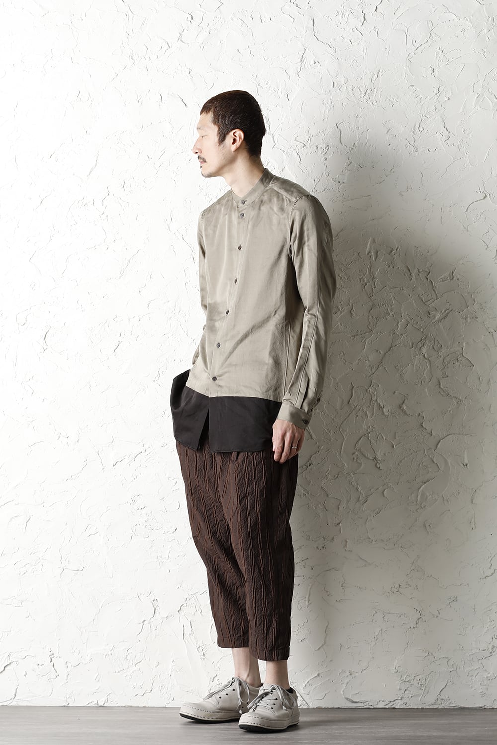 Cropped pants light weight stretch seersucker