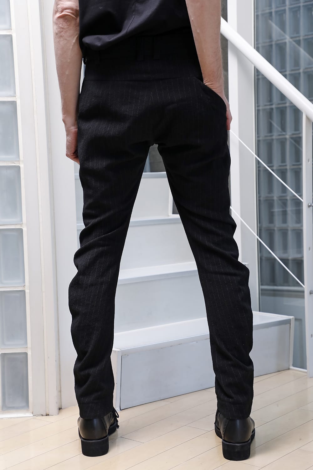 Slim pants shrink wool stripe