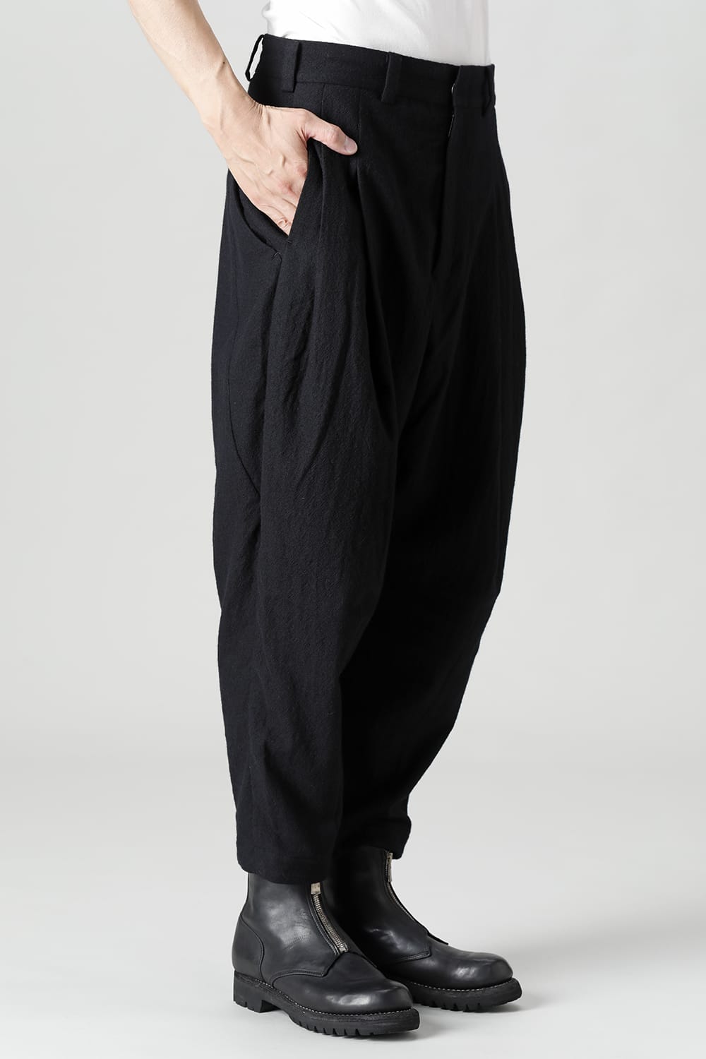 Cropped pants Virgin wool