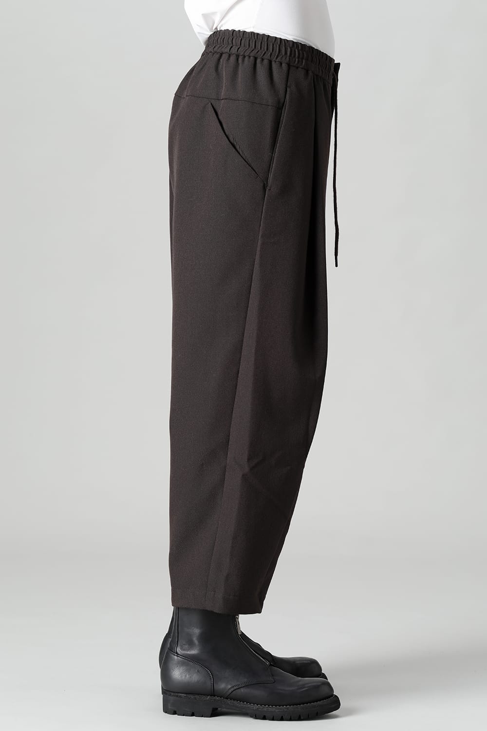 Baggy cropped pants Sculptured Wool gabardine