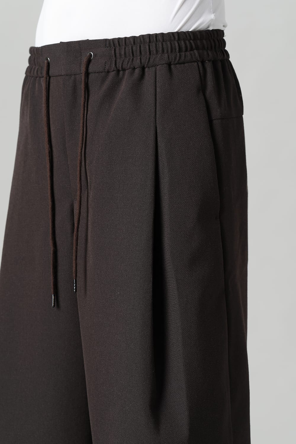 Baggy cropped pants Sculptured Wool gabardine