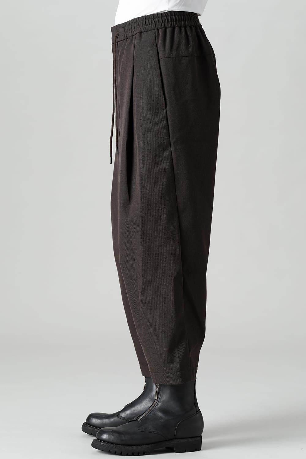 Baggy cropped pants Sculptured Wool gabardine