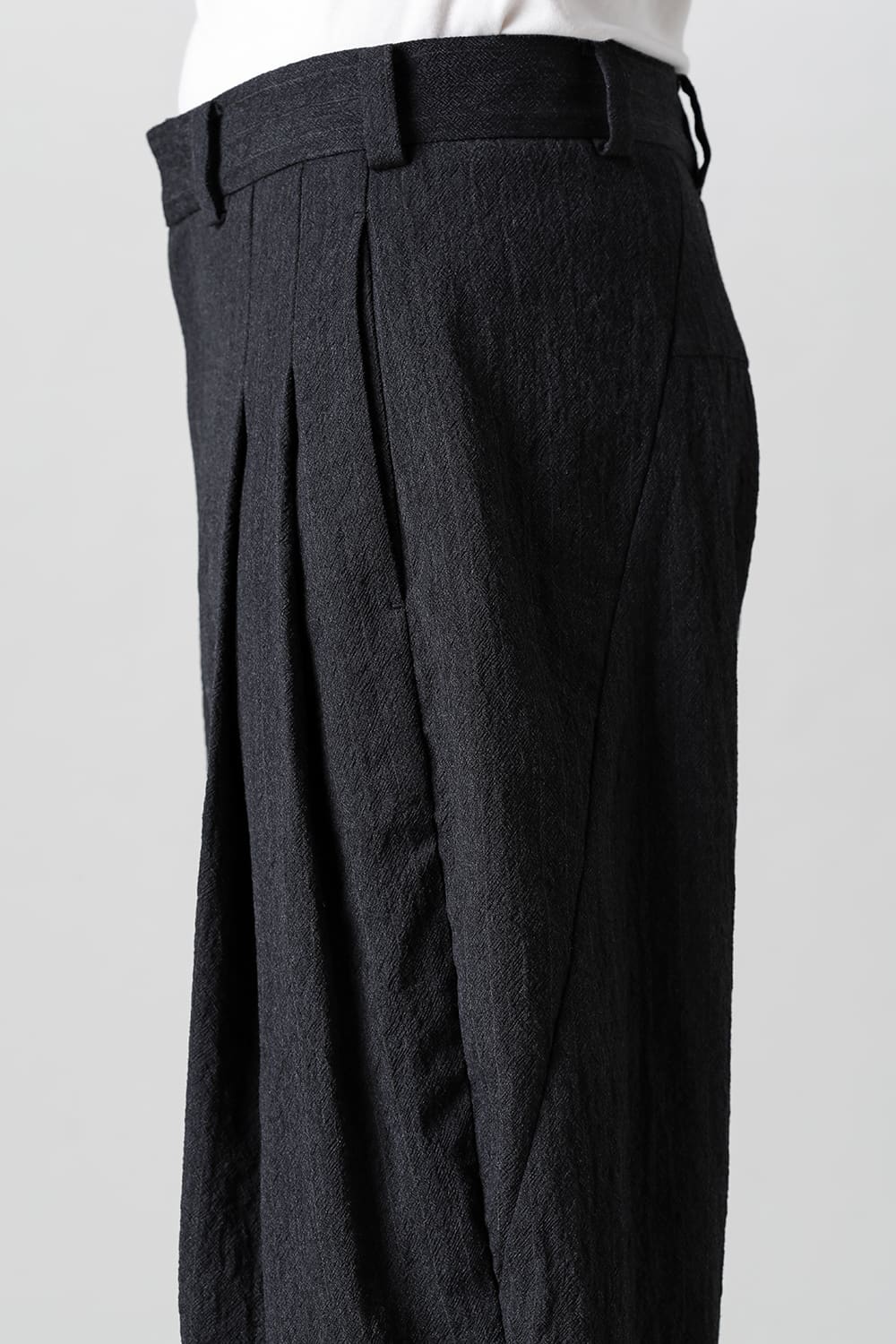 Cropped pants shrink wool stripe